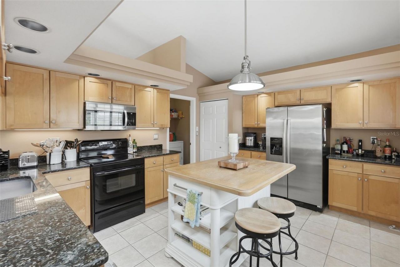 4989 162nd Avenue N, Clearwater, FL 33760 Photo