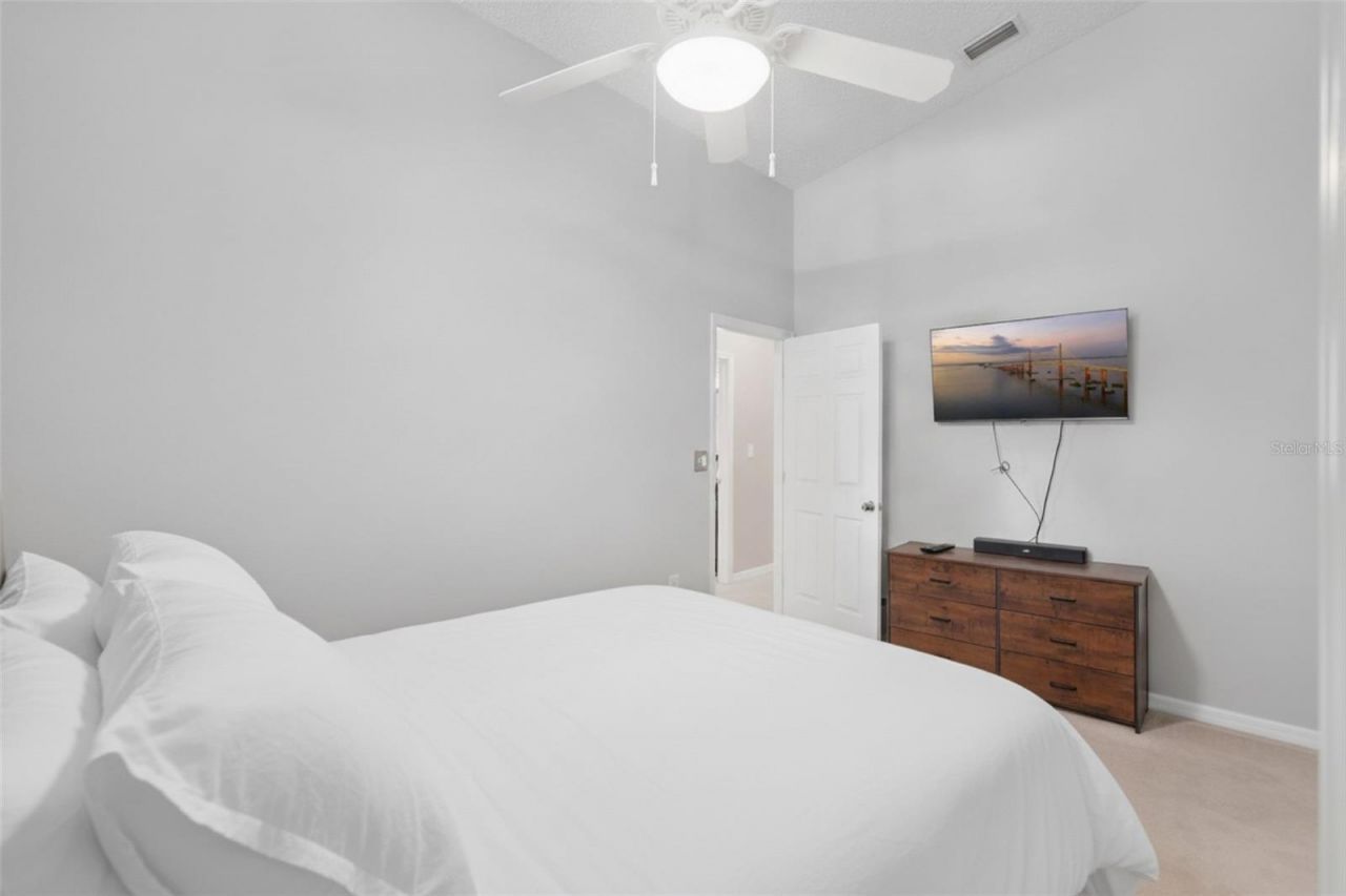4989 162nd Avenue N, Clearwater, FL 33760 Photo