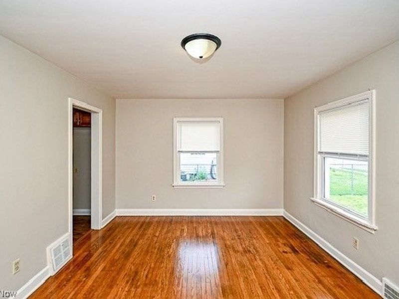 2817 Fletcher Avenue NE, Canton, OH 44705 Photo 7