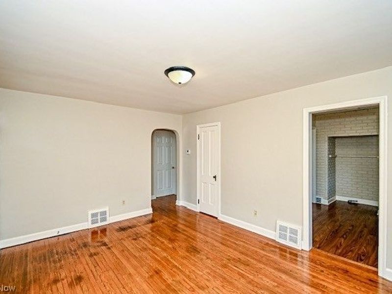 2817 Fletcher Avenue NE, Canton, OH 44705 Photo 9