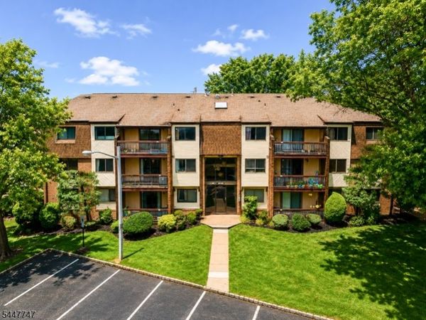 201 Edison Glen Ter, Edison, NJ 08837