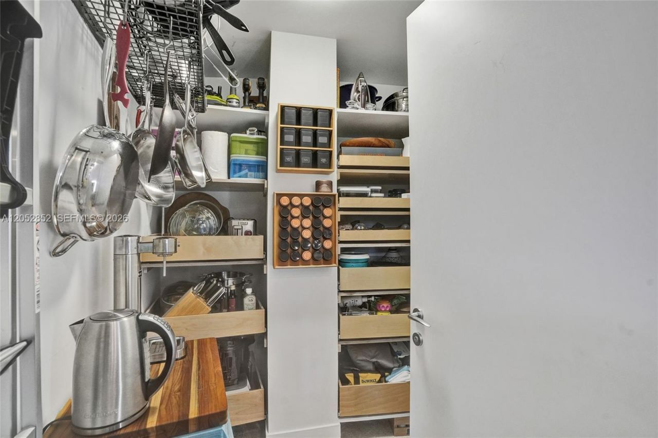 2001 Meridian Ave, Unit 308, Miami Beach, FL 33139 Photo