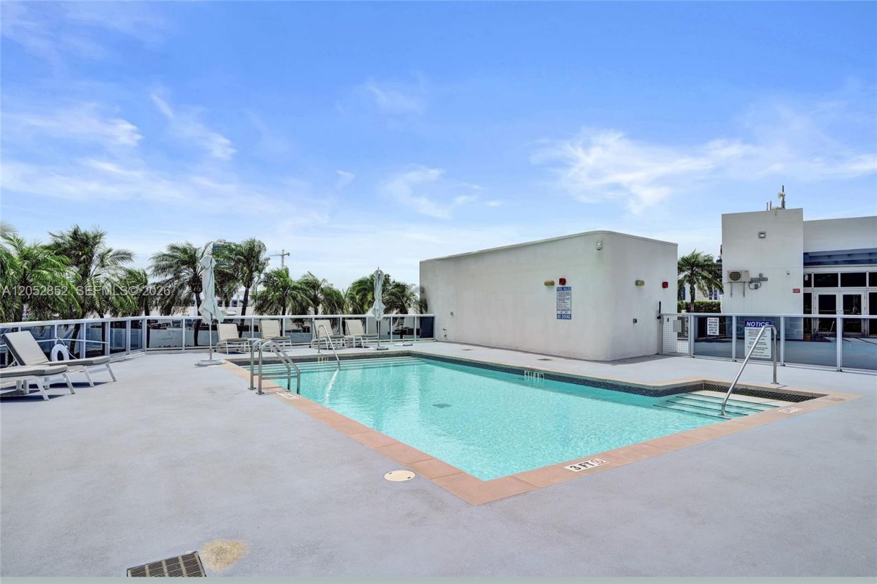 2001 Meridian Ave, Unit 308, Miami Beach, FL 33139 Photo
