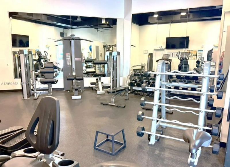 2001 Meridian Ave, Unit 308, Miami Beach, FL 33139 Photo