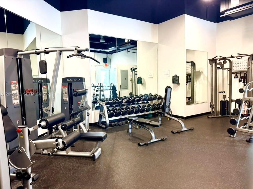 2001 Meridian Ave, Unit 308, Miami Beach, FL 33139 Photo