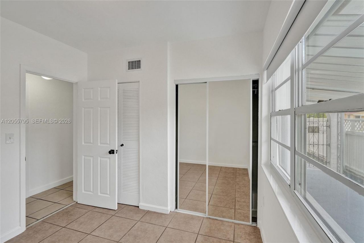 2920 SW 3rd St , Unit 2920, Miami, FL 33135 Photo