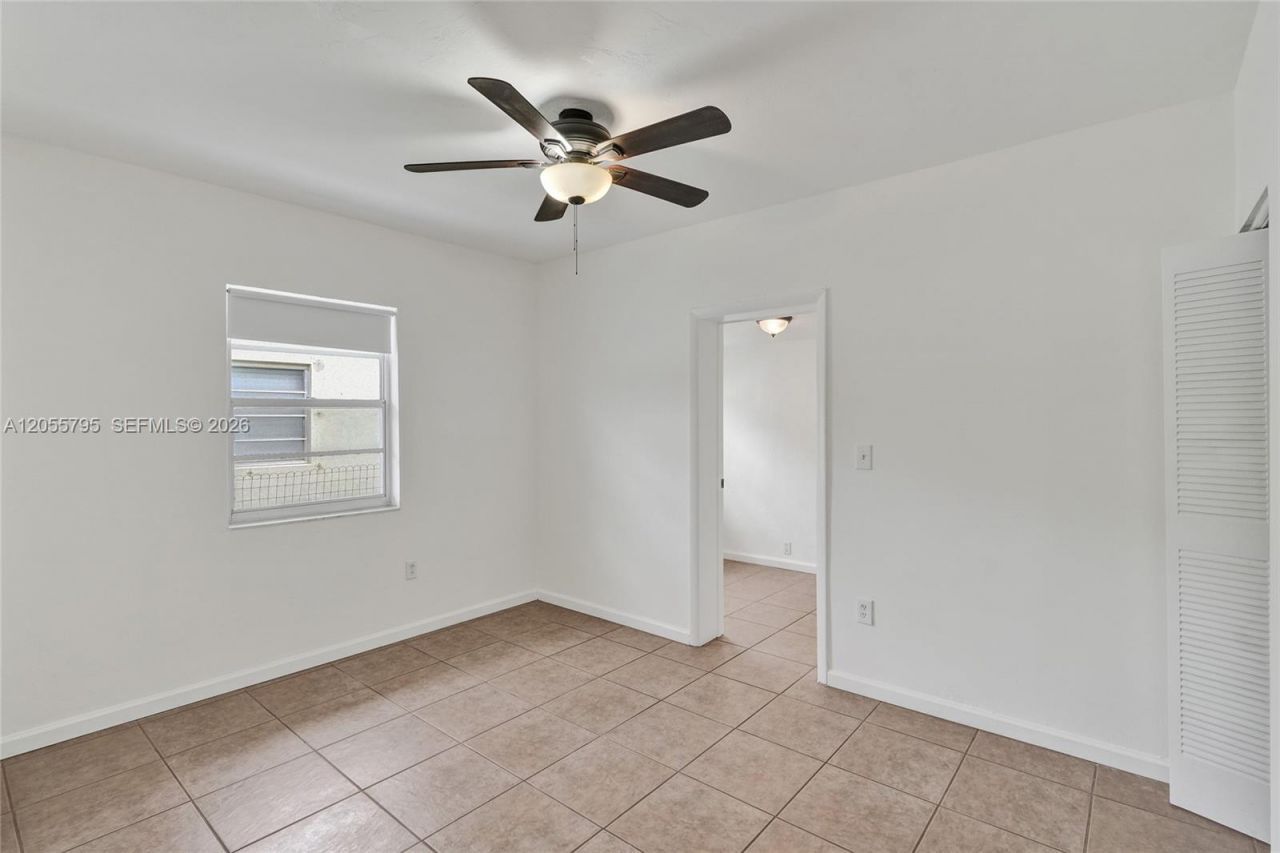 2920 SW 3rd St , Unit 2920, Miami, FL 33135 Photo