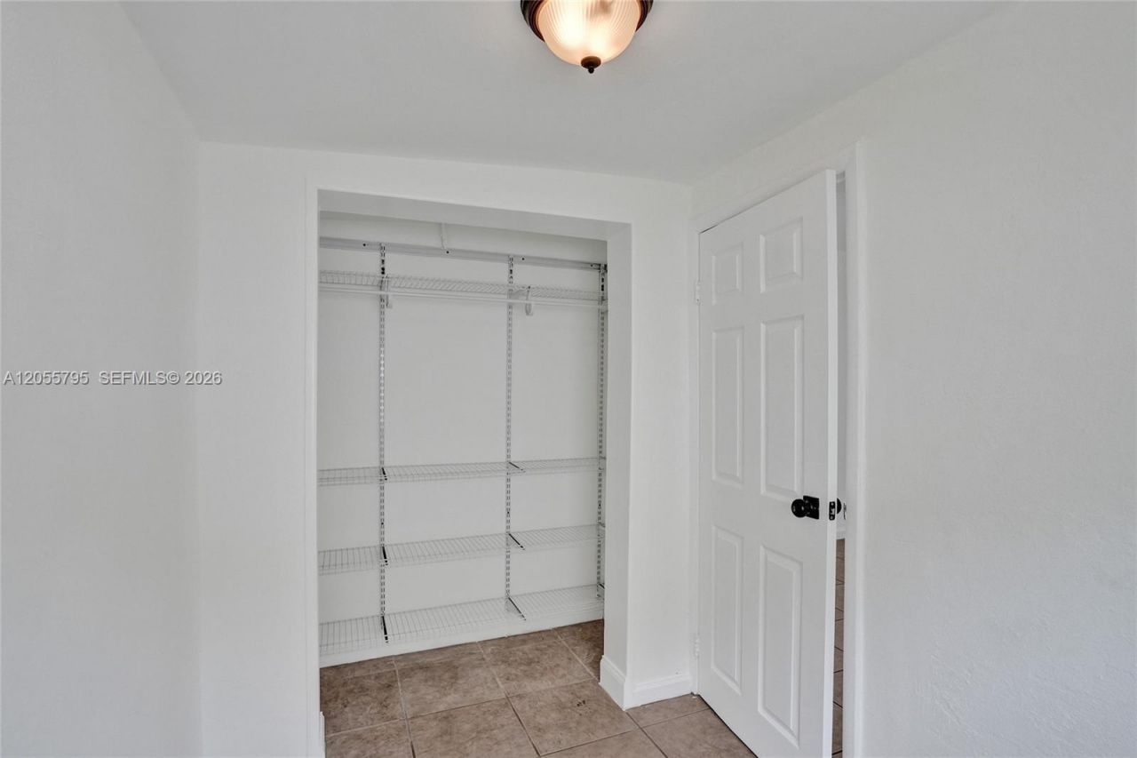 2920 SW 3rd St , Unit 2920, Miami, FL 33135 Photo