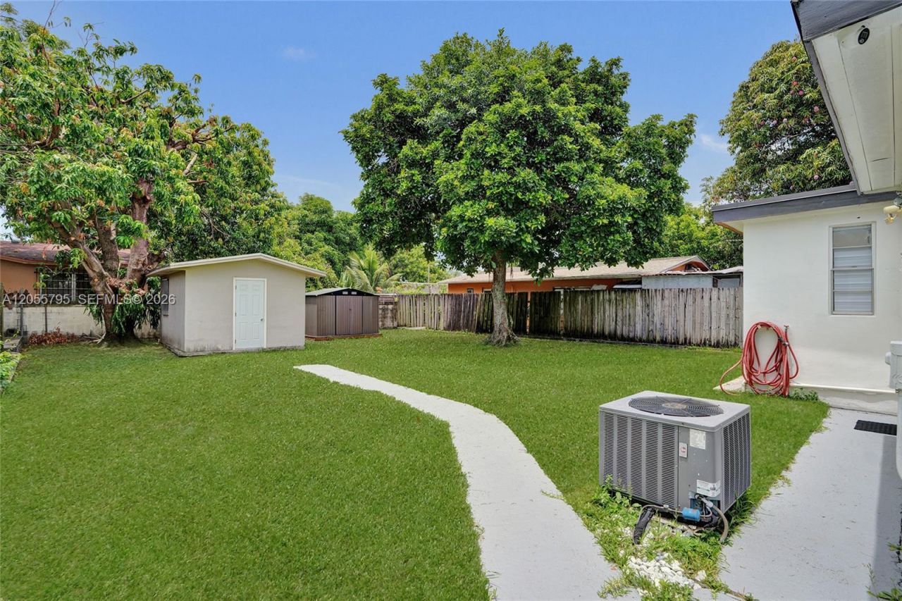 2920 SW 3rd St , Unit 2920, Miami, FL 33135 Photo