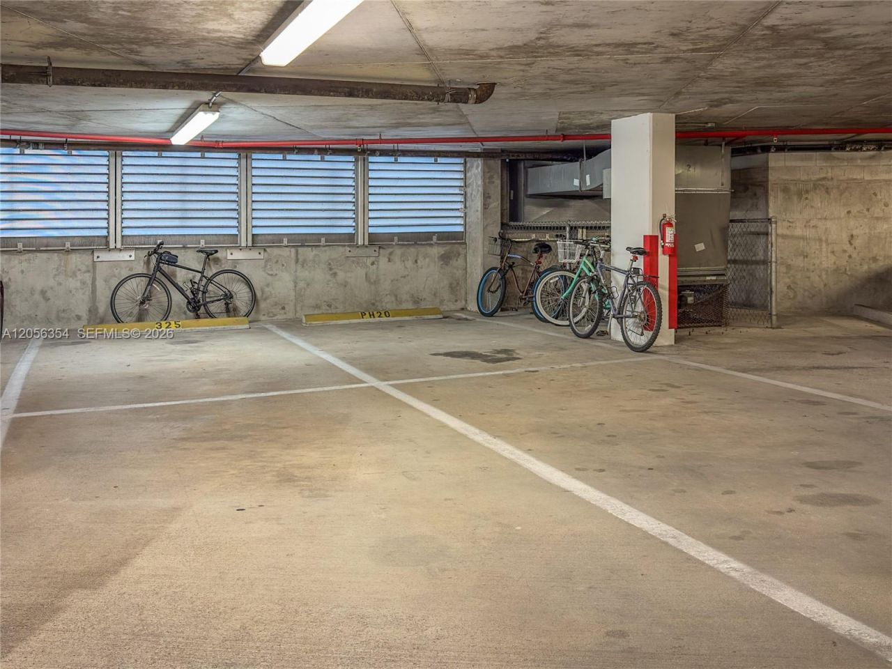 2001 Meridian Ave , Unit 325, Miami Beach, FL 33139 Photo