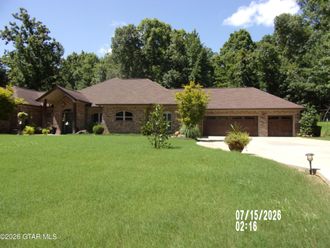735 Woodland Heights Drive Columbus, MS 39705