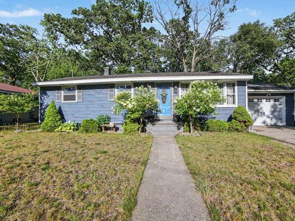 1324 Eastwood Drive, Muskegon, MI 49442