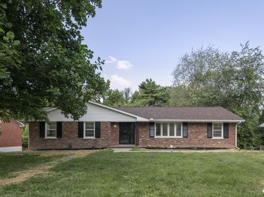 3479 Lansdowne Drive, Lexington, KY 40517