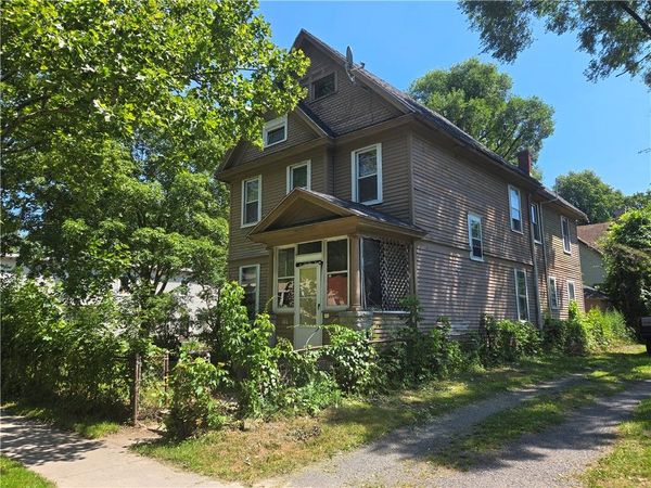 211 Parsells Avenue , Rochester, NY 14609