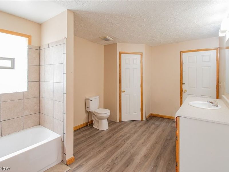 665 Thayer Street , Akron, OH 44310 Photo 14
