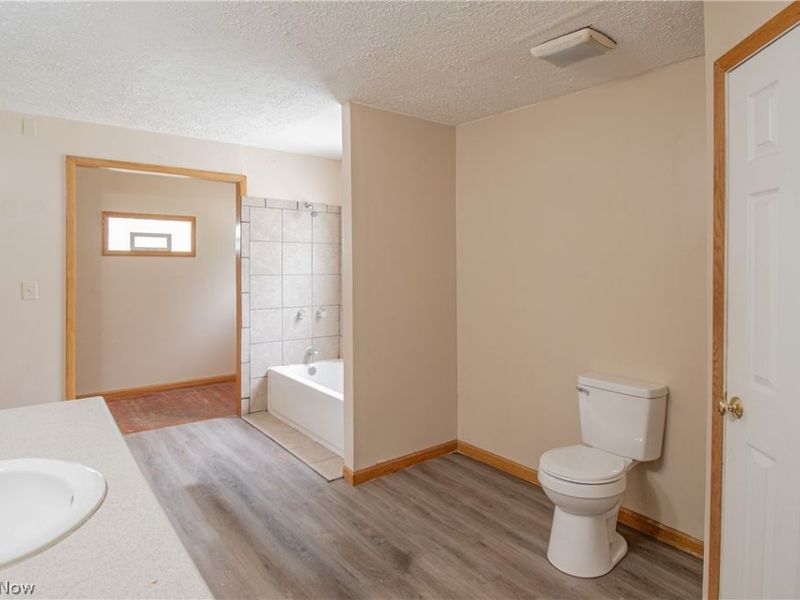 665 Thayer Street , Akron, OH 44310 Photo 16