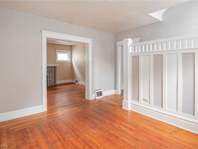 665 Thayer Street , Akron, OH 44310 Photo 3