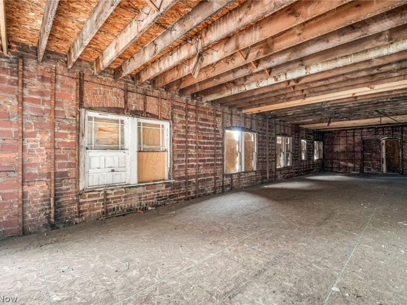 13515 Saint Clair Avenue , Cleveland, OH 44110 Photo 25