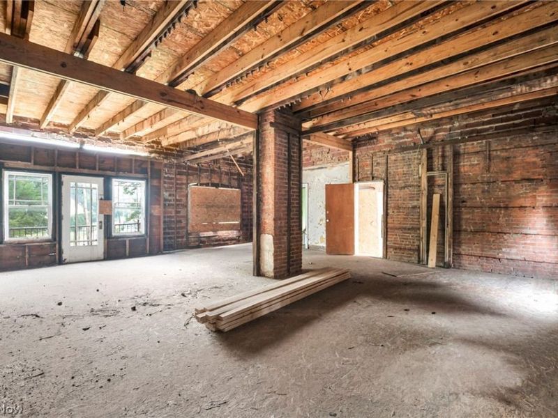 13515 Saint Clair Avenue , Cleveland, OH 44110 Photo 6