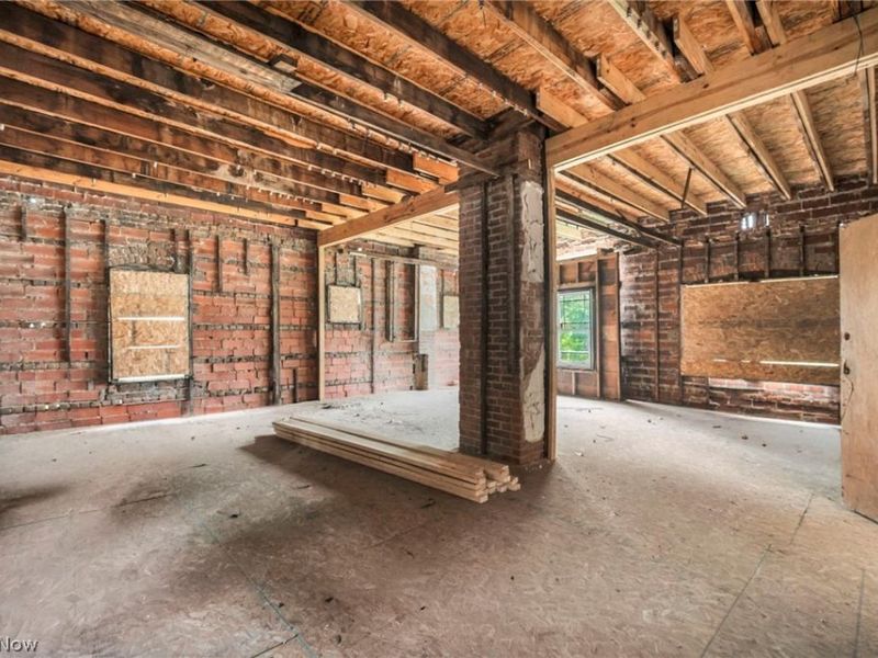 13515 Saint Clair Avenue , Cleveland, OH 44110 Photo 8