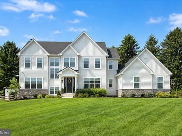 9 FOXTAIL LANE, DOYLESTOWN, PA 18901