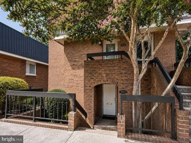 720 15TH STREET S, ARLINGTON, VA 22202