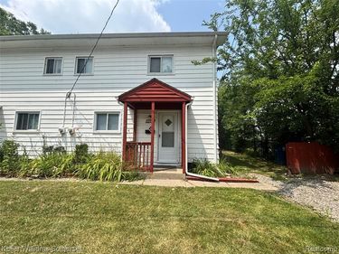 32057 Cheboygan Court , Westland, MI 48186
