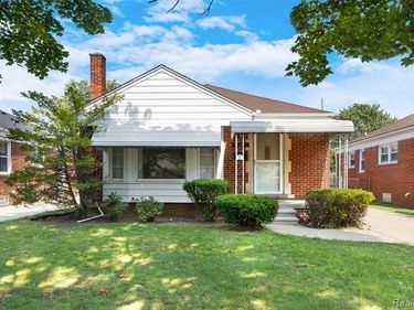 9929 Carter Avenue , Allen Park, MI 48101