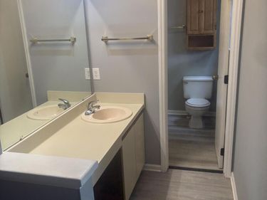 4907 Hollenden Drive, Unit Apt 207, Raleigh, NC 27616
