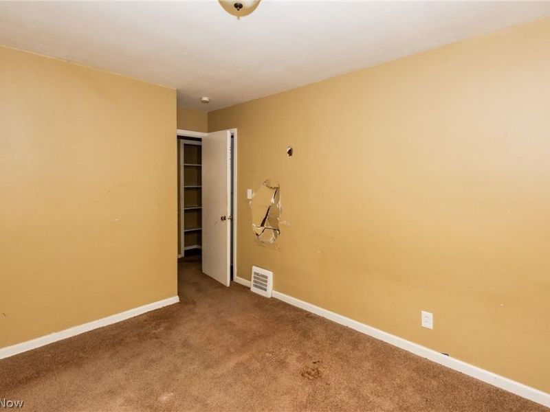 16906 Holly Hill Drive , Cleveland, OH 44128 Photo 15