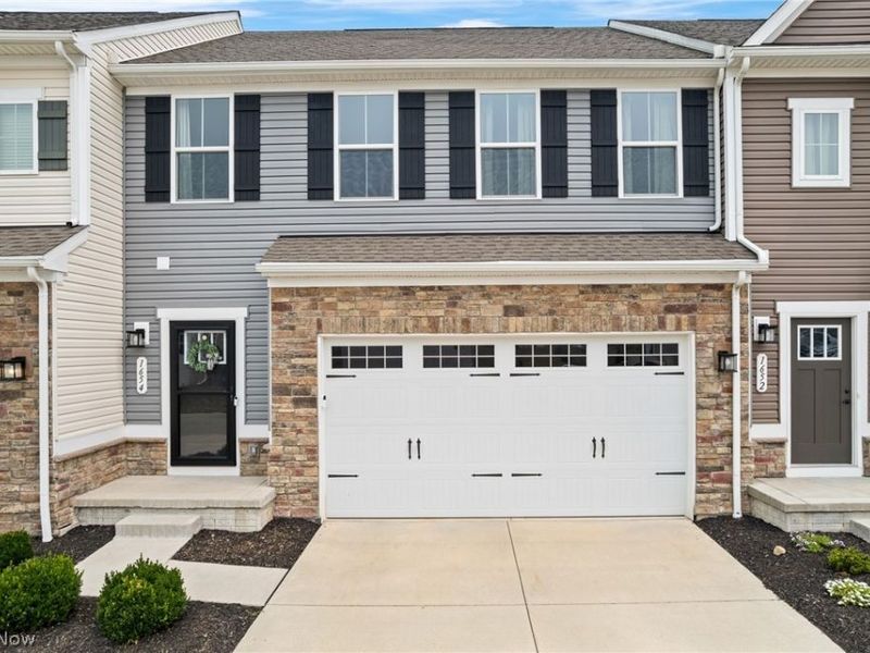 1654 Cypress Court, Stow, OH 44224 Photo 2