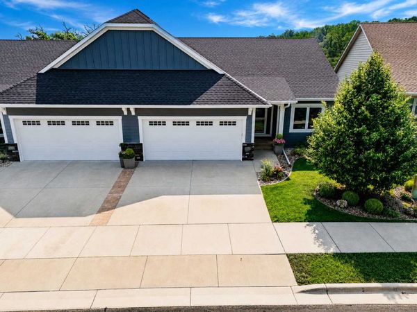 503 Autumn Avenue SE, New Prague, MN 56071