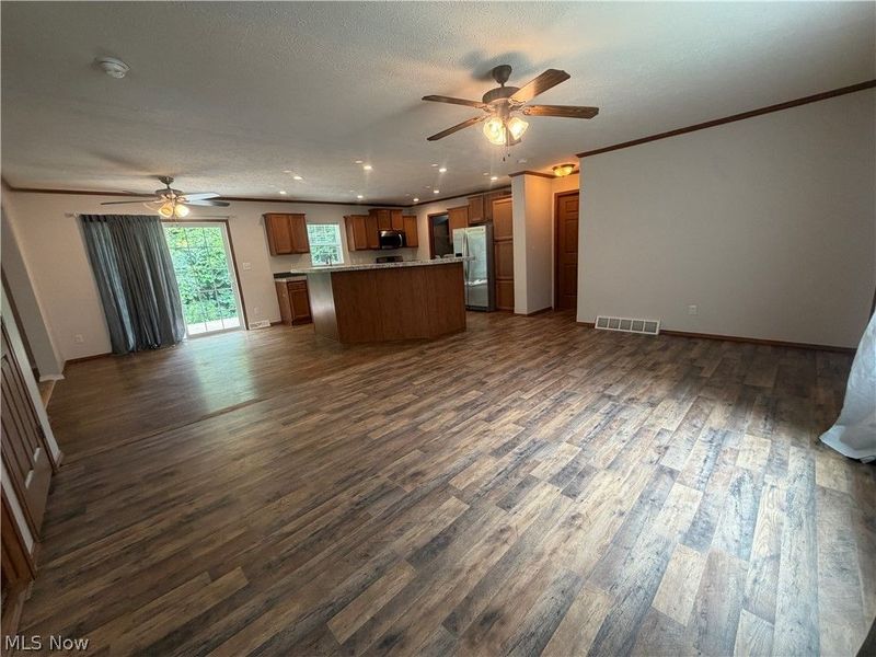 40 Tuckmere Drive, Painesville, OH 44077 Photo 7