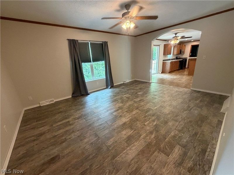 40 Tuckmere Drive, Painesville, OH 44077 Photo 9