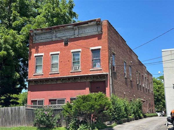 165 Ulster Avenue, Unit 8, Saugerties, NY 12477