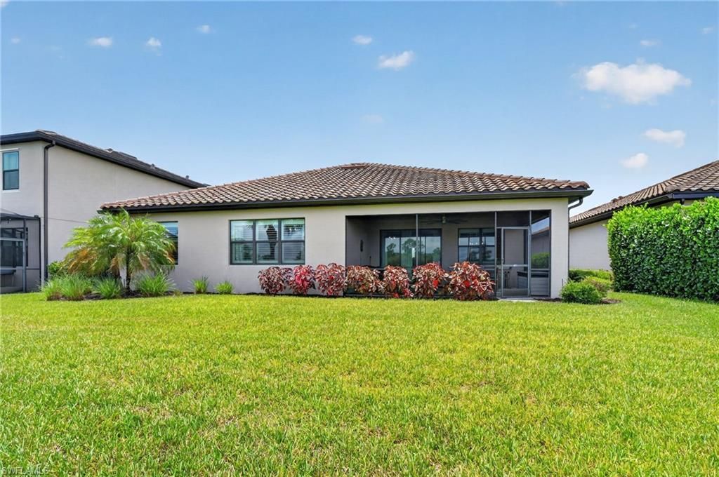 17624 Kinzie Ln, Estero, FL 33928 Photo