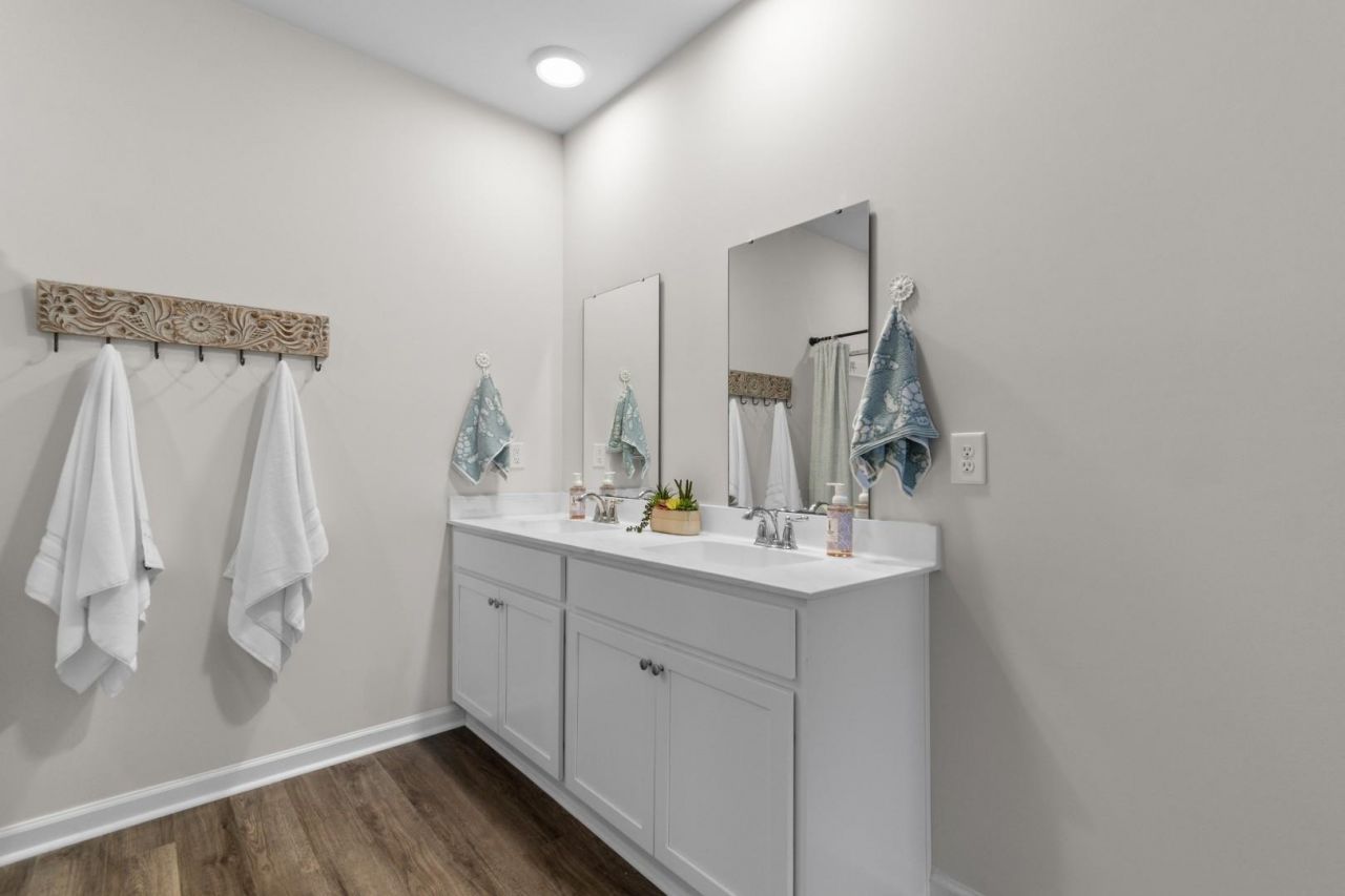 409 Samara Dr.  Photo 17