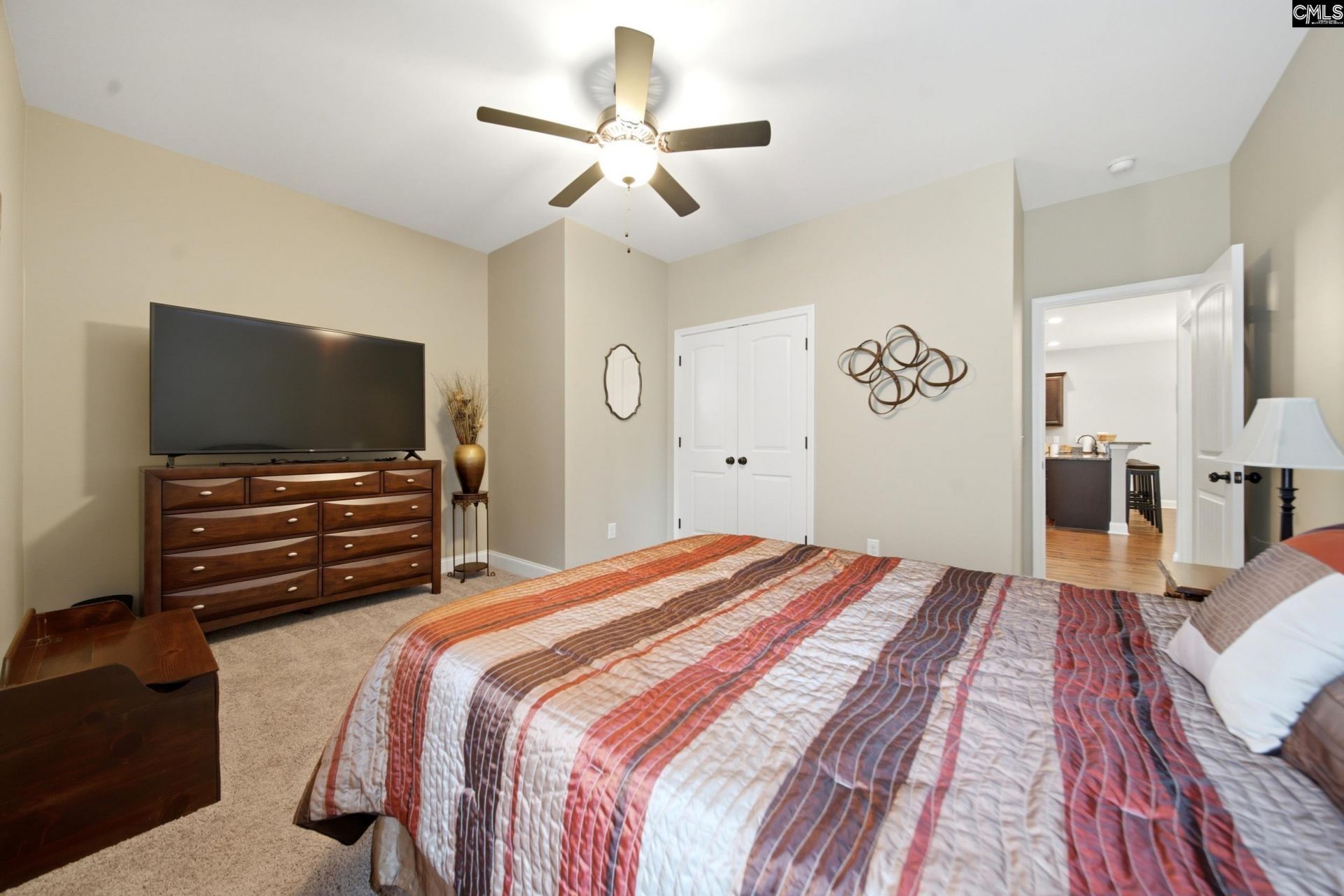 509 Hallbrook Lane Photo 24