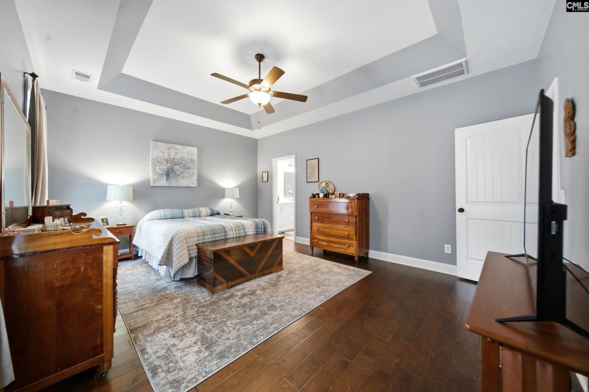 509 Hallbrook Lane Photo 32