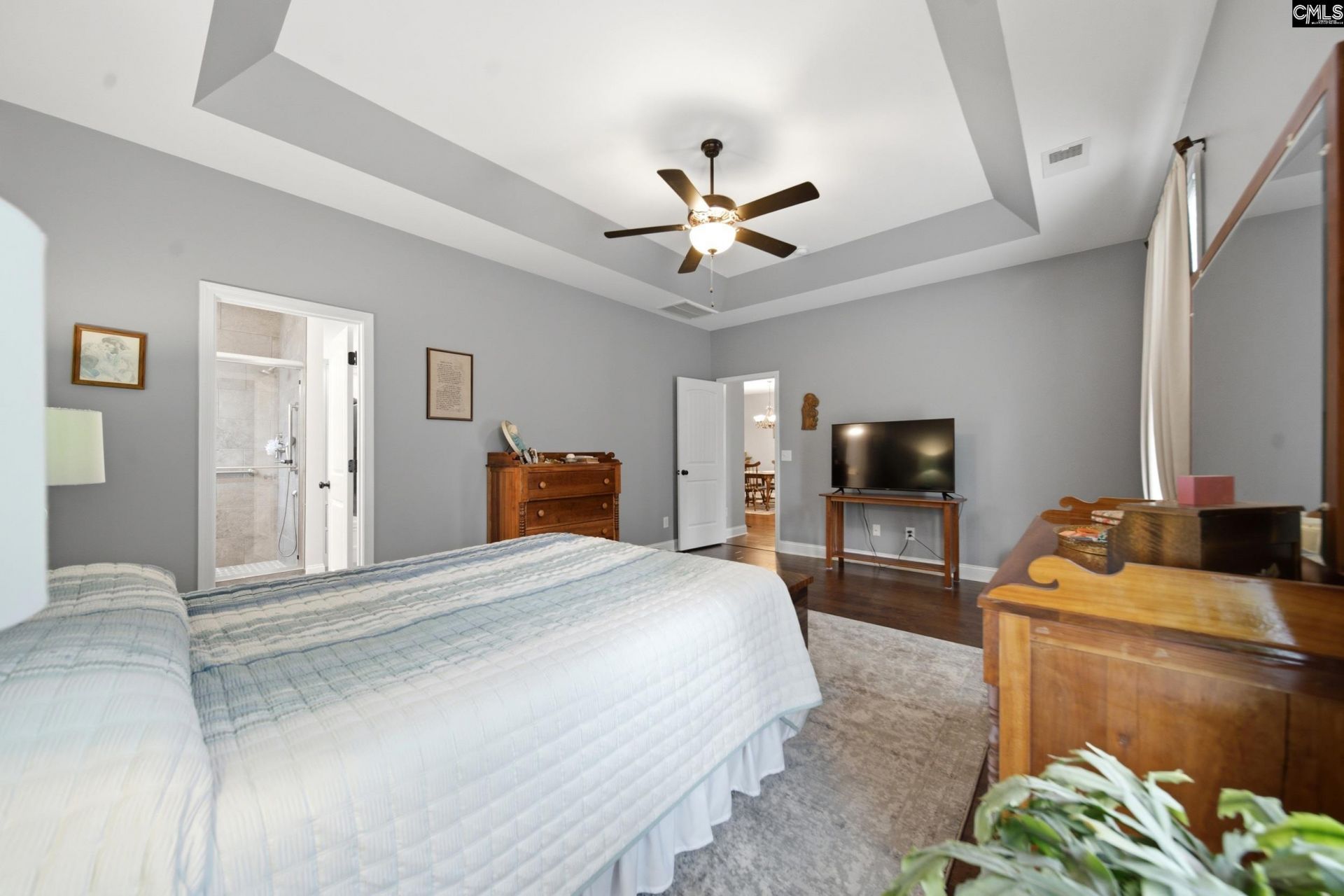509 Hallbrook Lane Photo 33