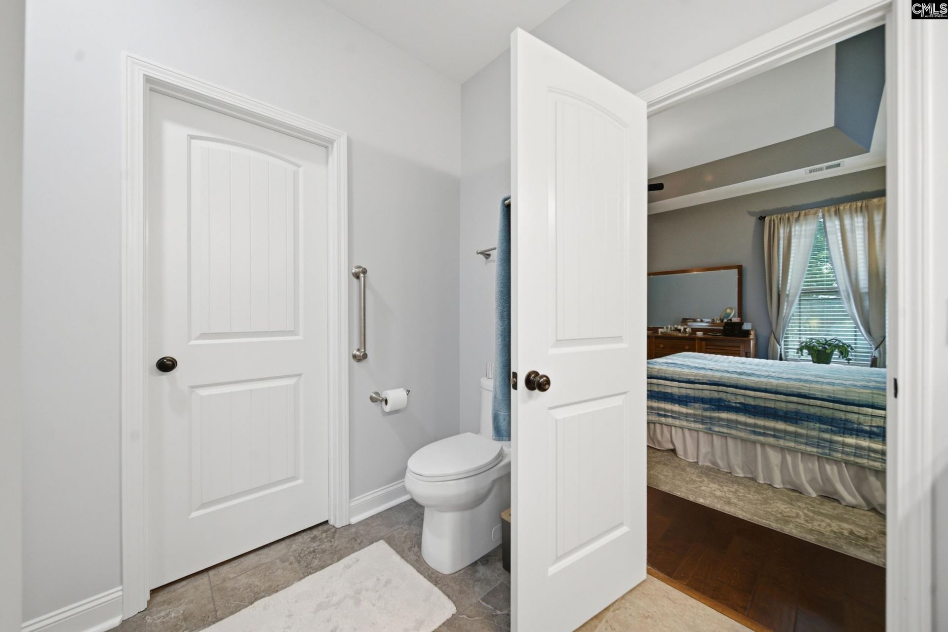 509 Hallbrook Lane Photo 35