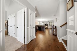 509 Hallbrook Lane photo 4