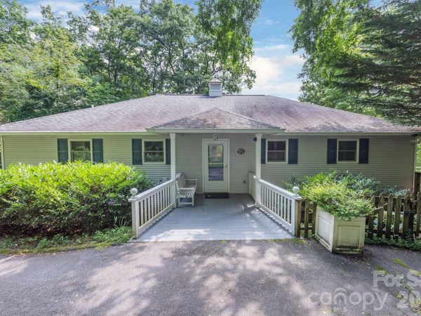 275 Allen Mountain Drive, Black Mountain, NC 28711