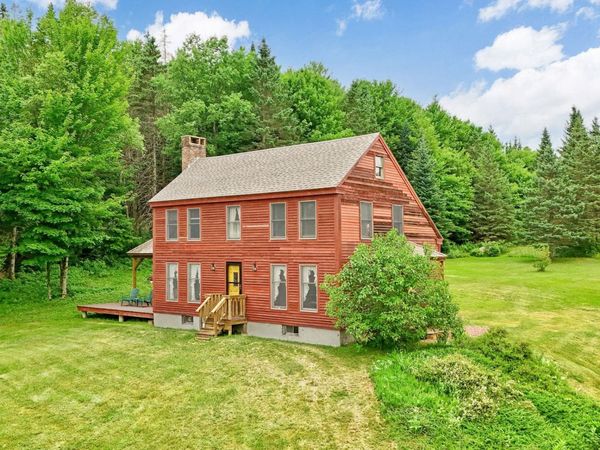 1539 Newark Street, Newark, VT 05871