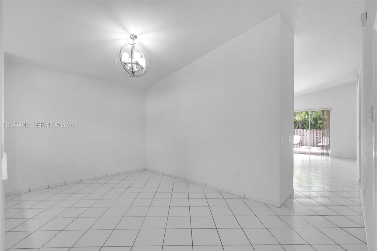 8967 NW 146th Ter , Miami Lakes, FL 33018 Photo