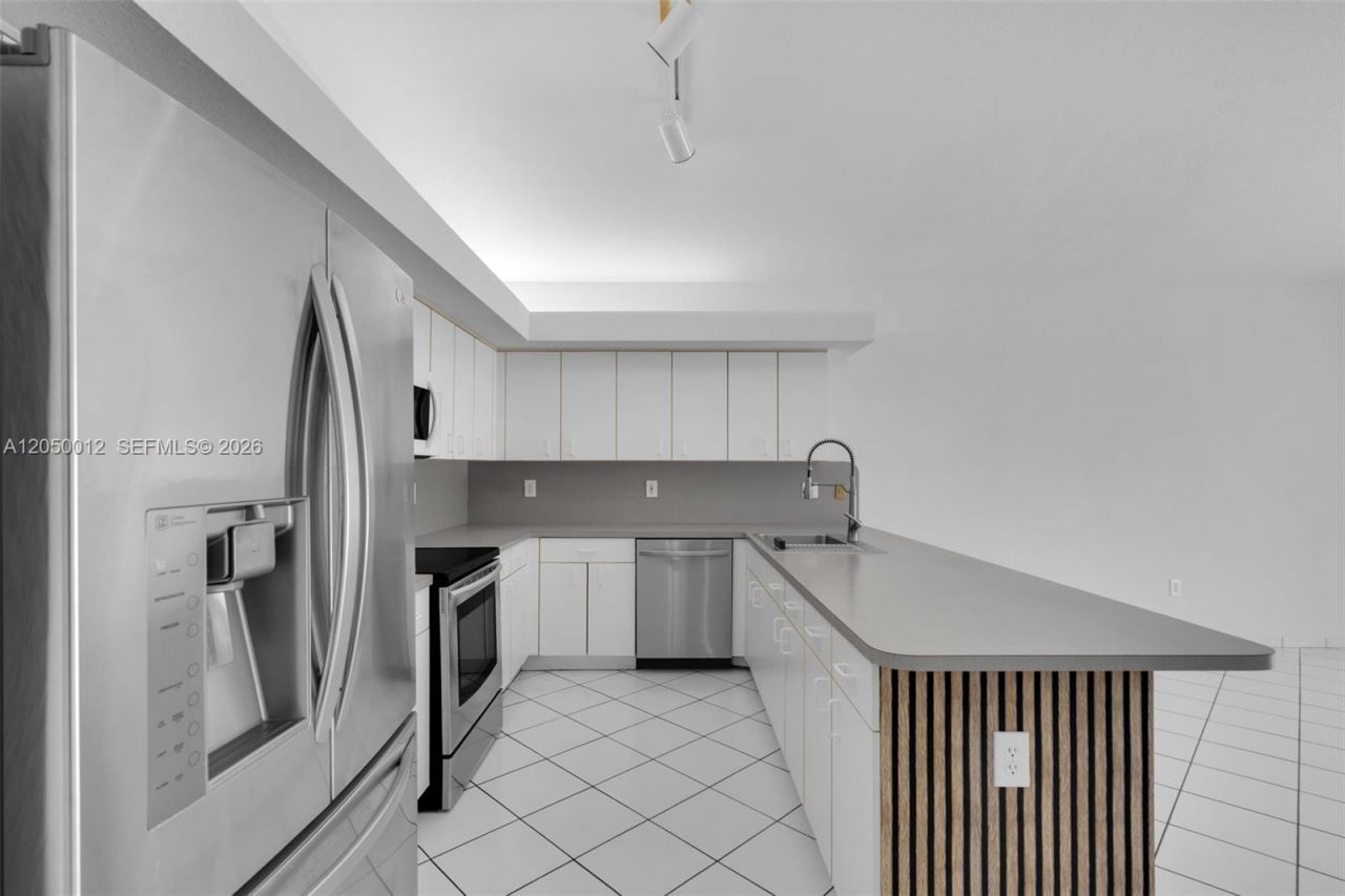 8967 NW 146th Ter , Miami Lakes, FL 33018 Photo