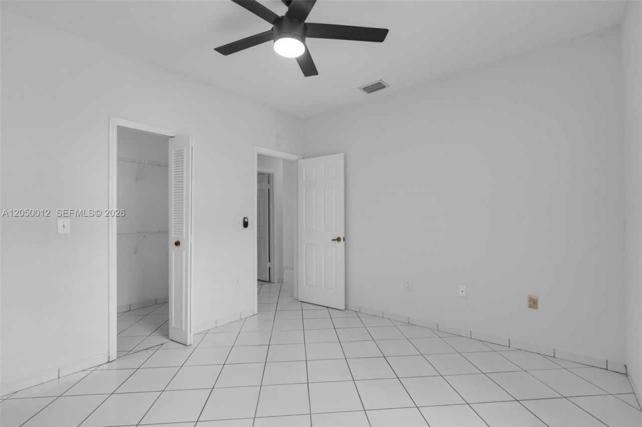 8967 NW 146th Ter , Miami Lakes, FL 33018 Photo