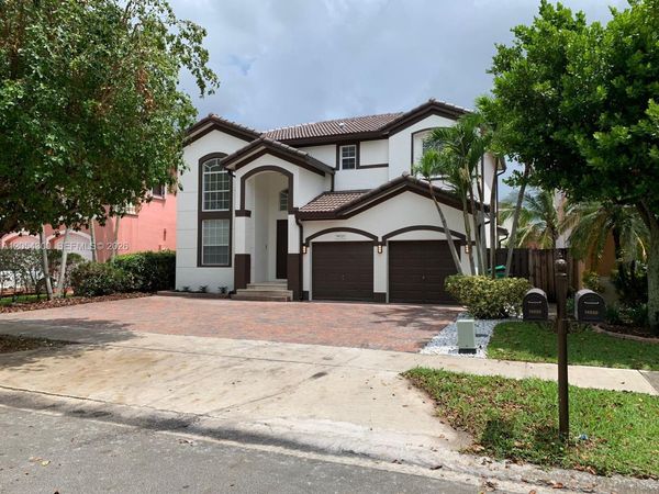 14020 SW 152nd Ter , Miami, FL 33177
