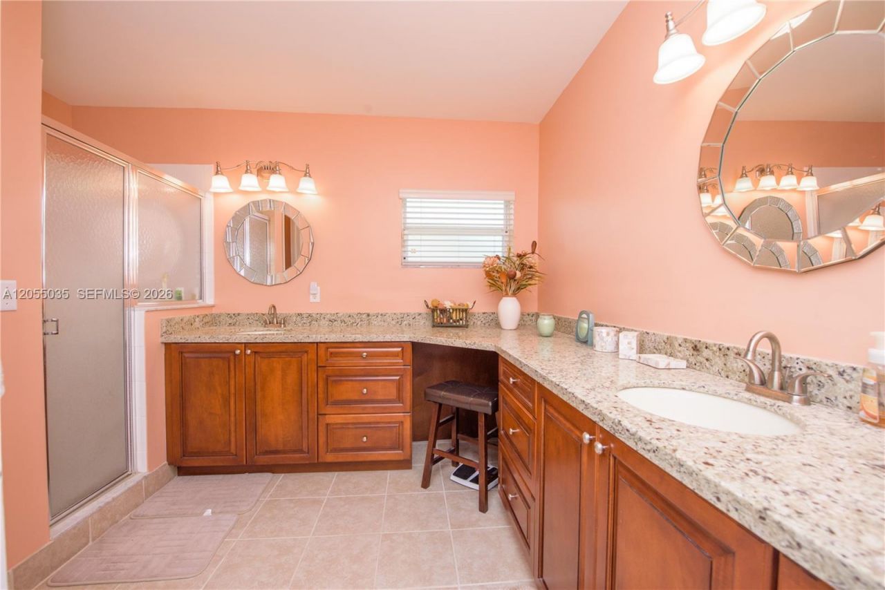 460 SE 24th Dr , Homestead, FL 33033 Photo