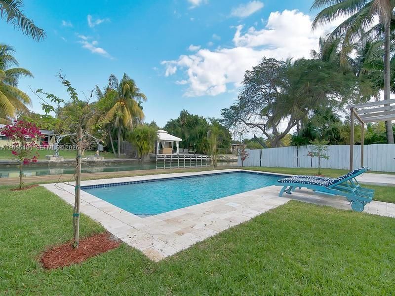 1365 Daytonia Rd, Miami Beach, FL 33141 Photo